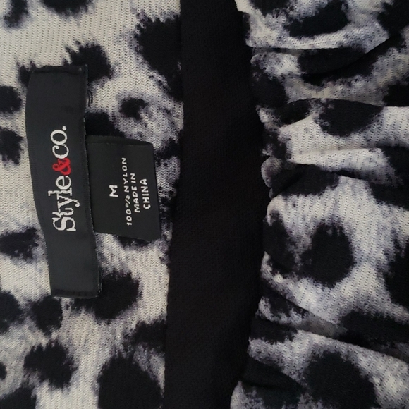 Style & Co - Picture 2 of 2